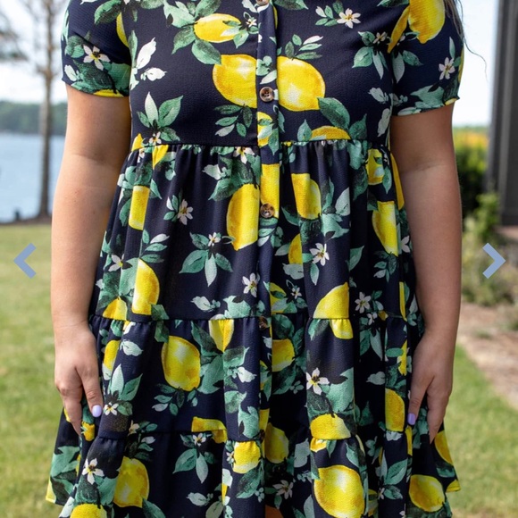 Dress - Picture 5 of 5